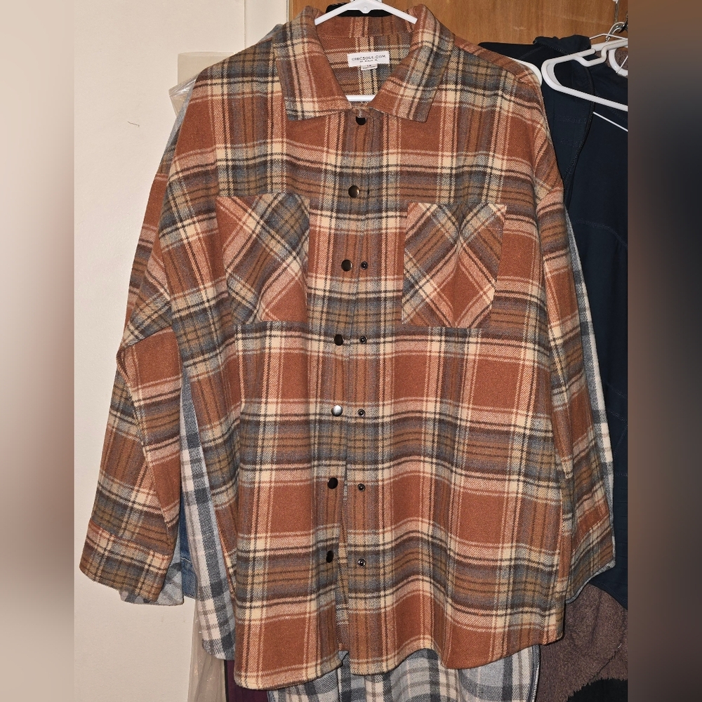 Chic Soul Women's Casual Plaid Shirt - Brown and Gray